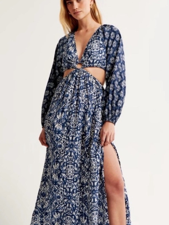 Abercrombie & Fitch Dresses & Skirts - Cutout Maxi Dress